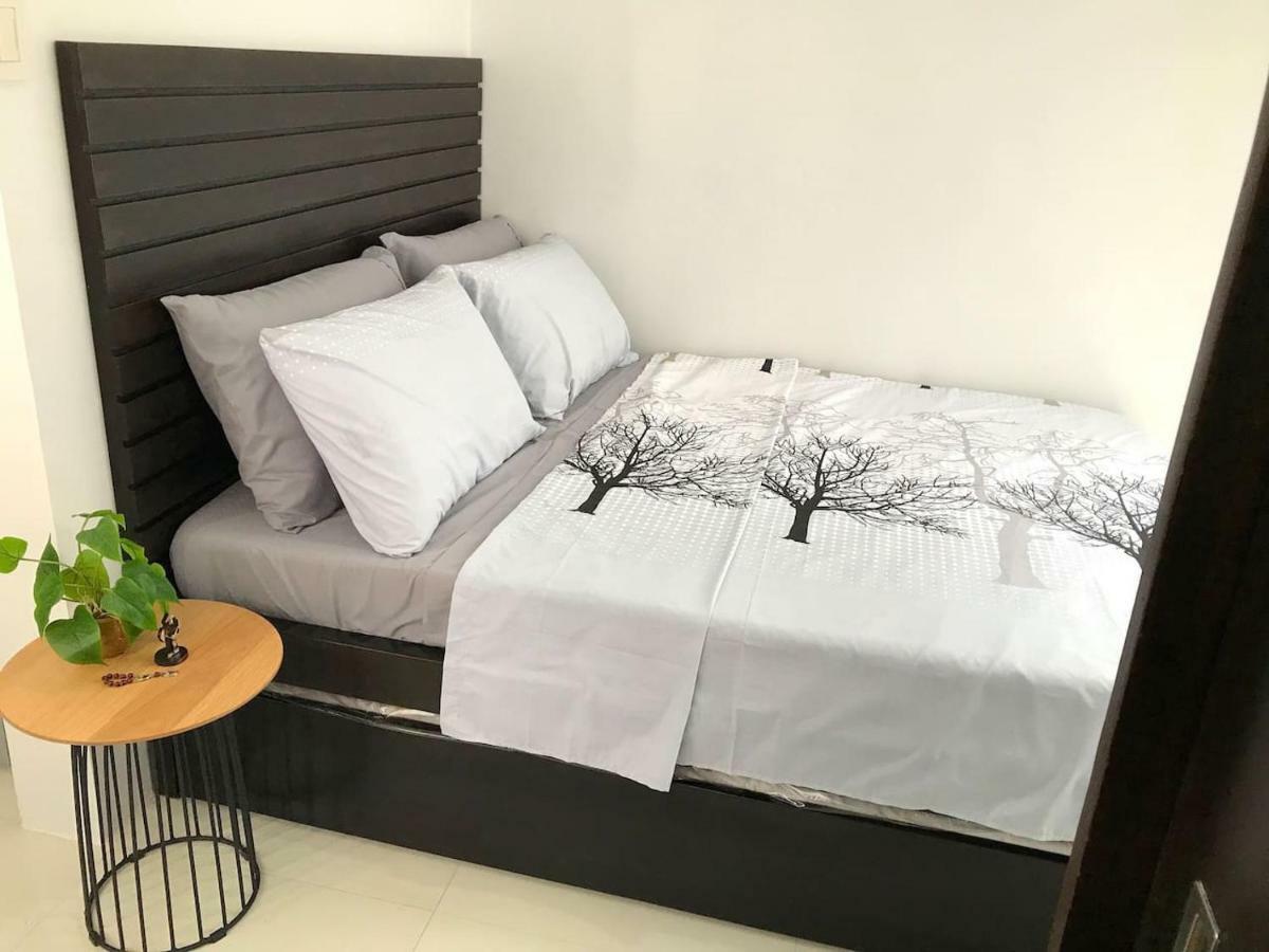 Cozy And Full Service Condo At The Heart Of Bacolod Luaran gambar